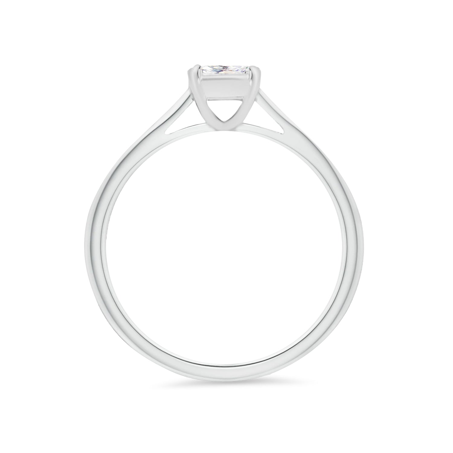 Round Halo Diamond Ring