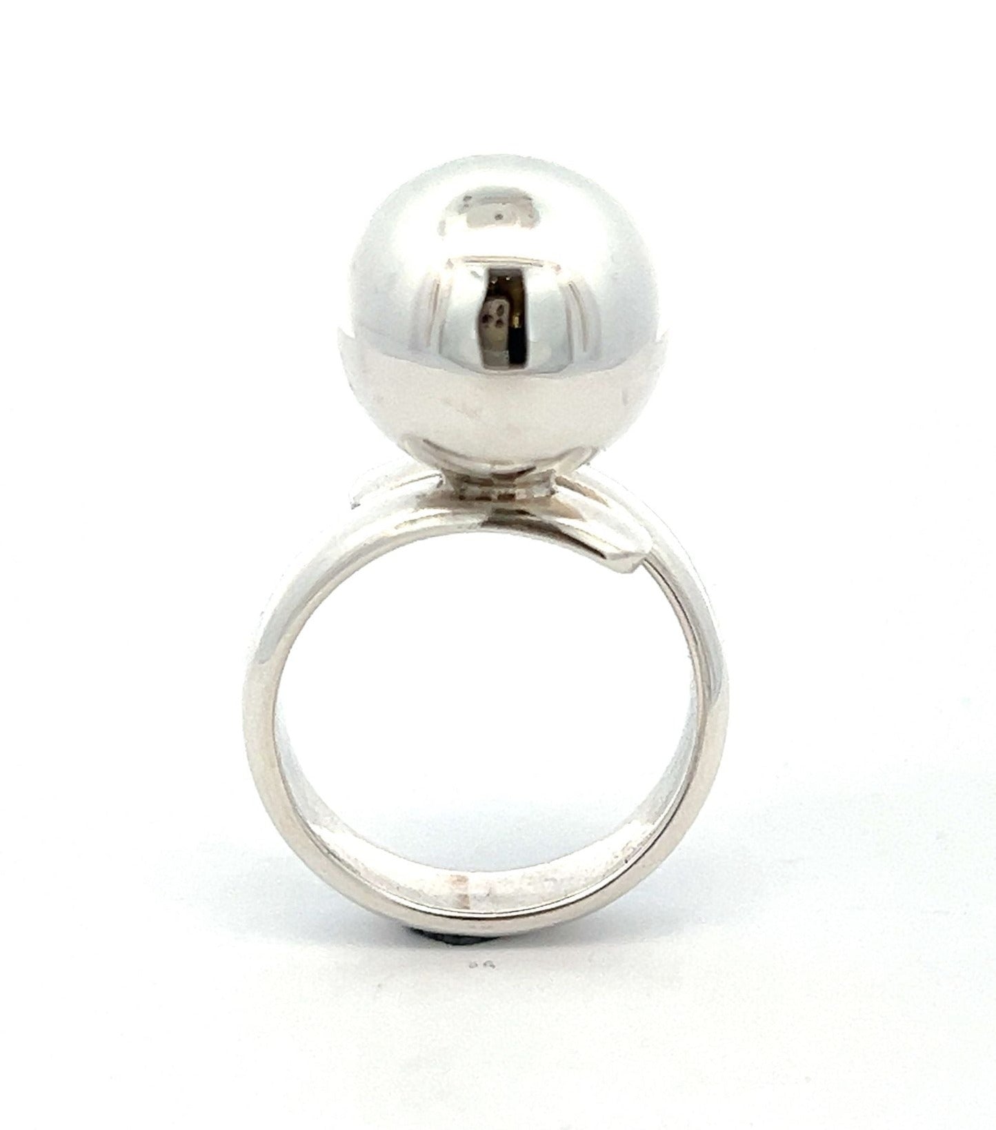 Ball Ring