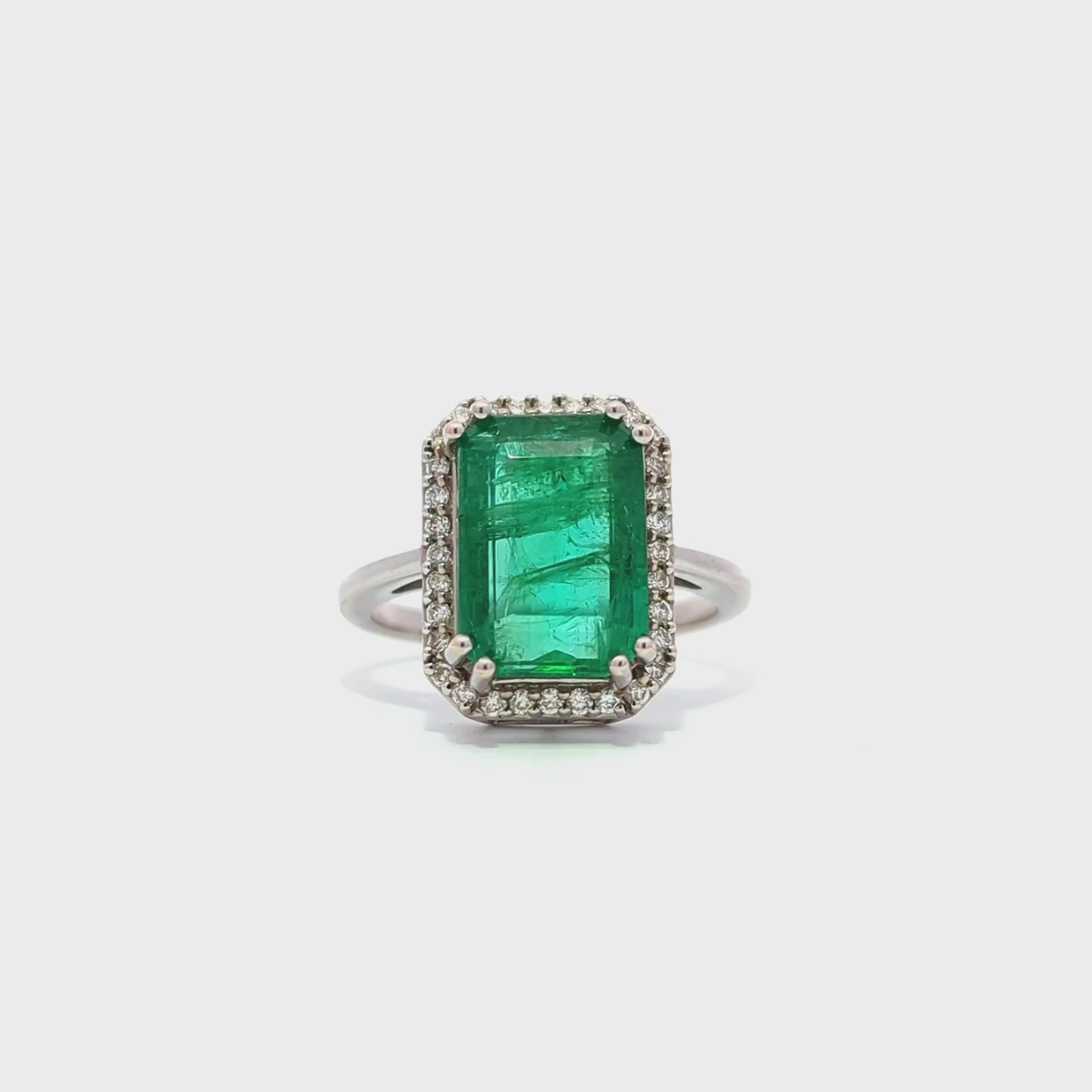 Baguette Emerald Diamond Ring