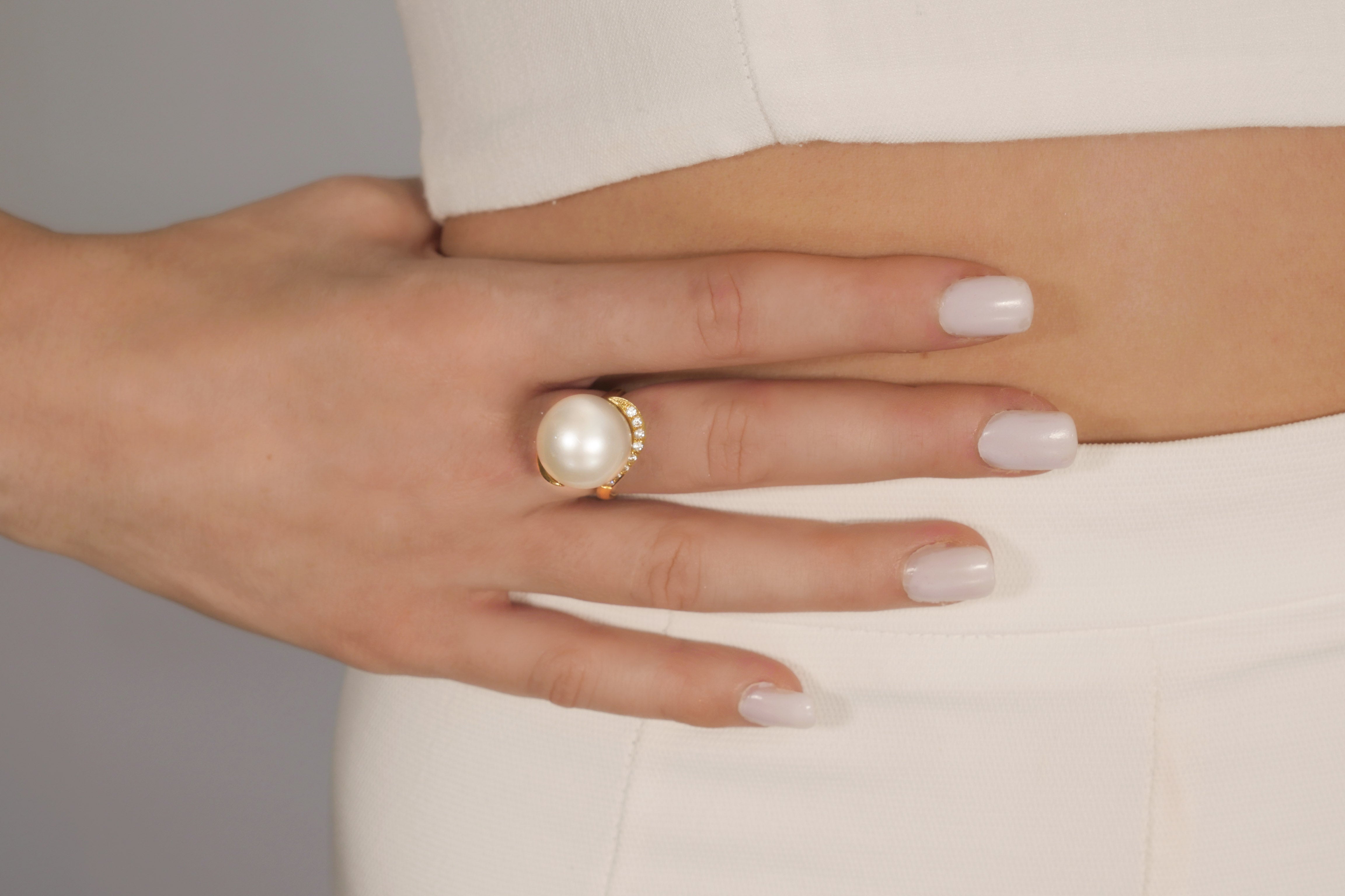 South Sea Pearl Round Diamond Ring