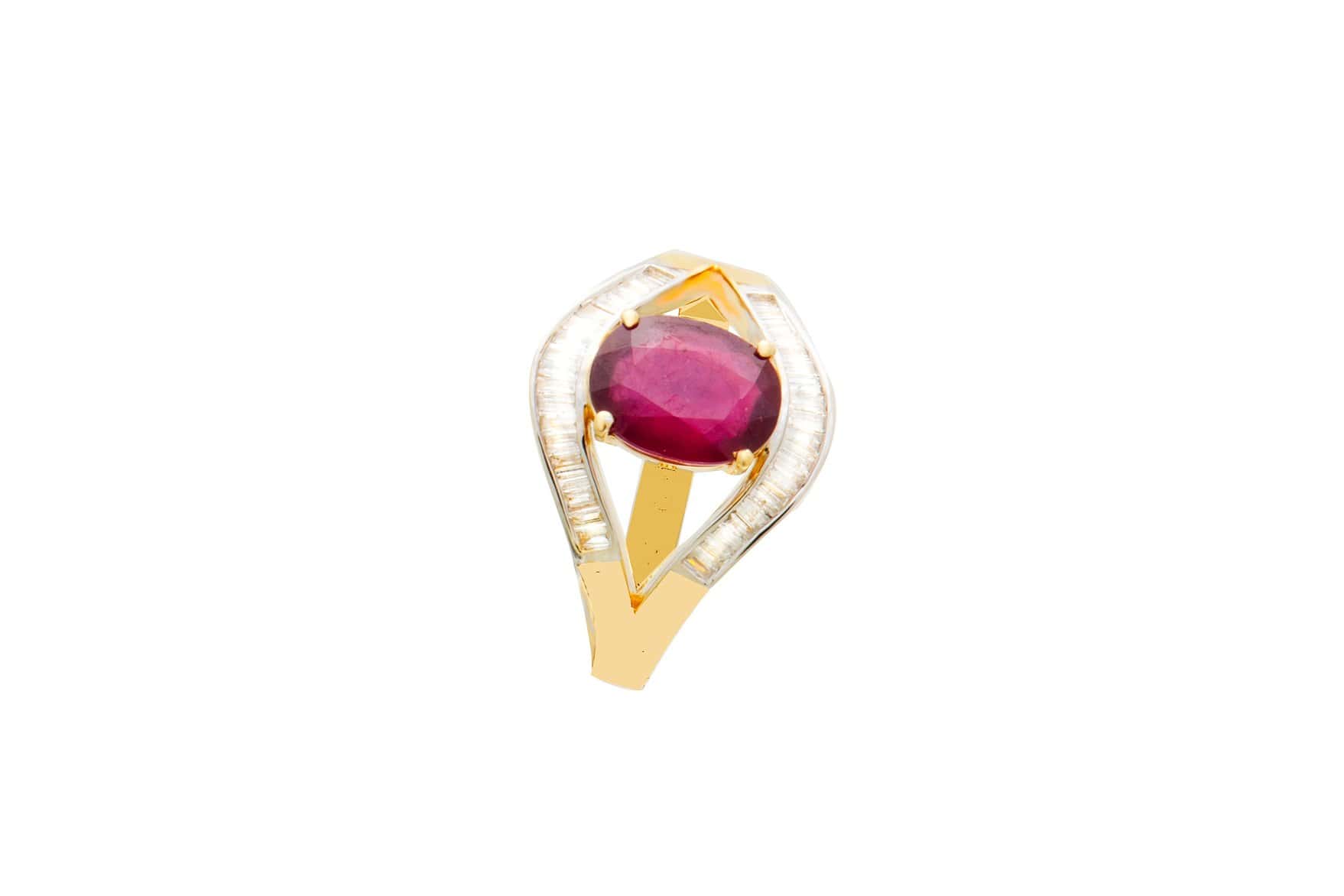 Ruby Diamond Oval Ring