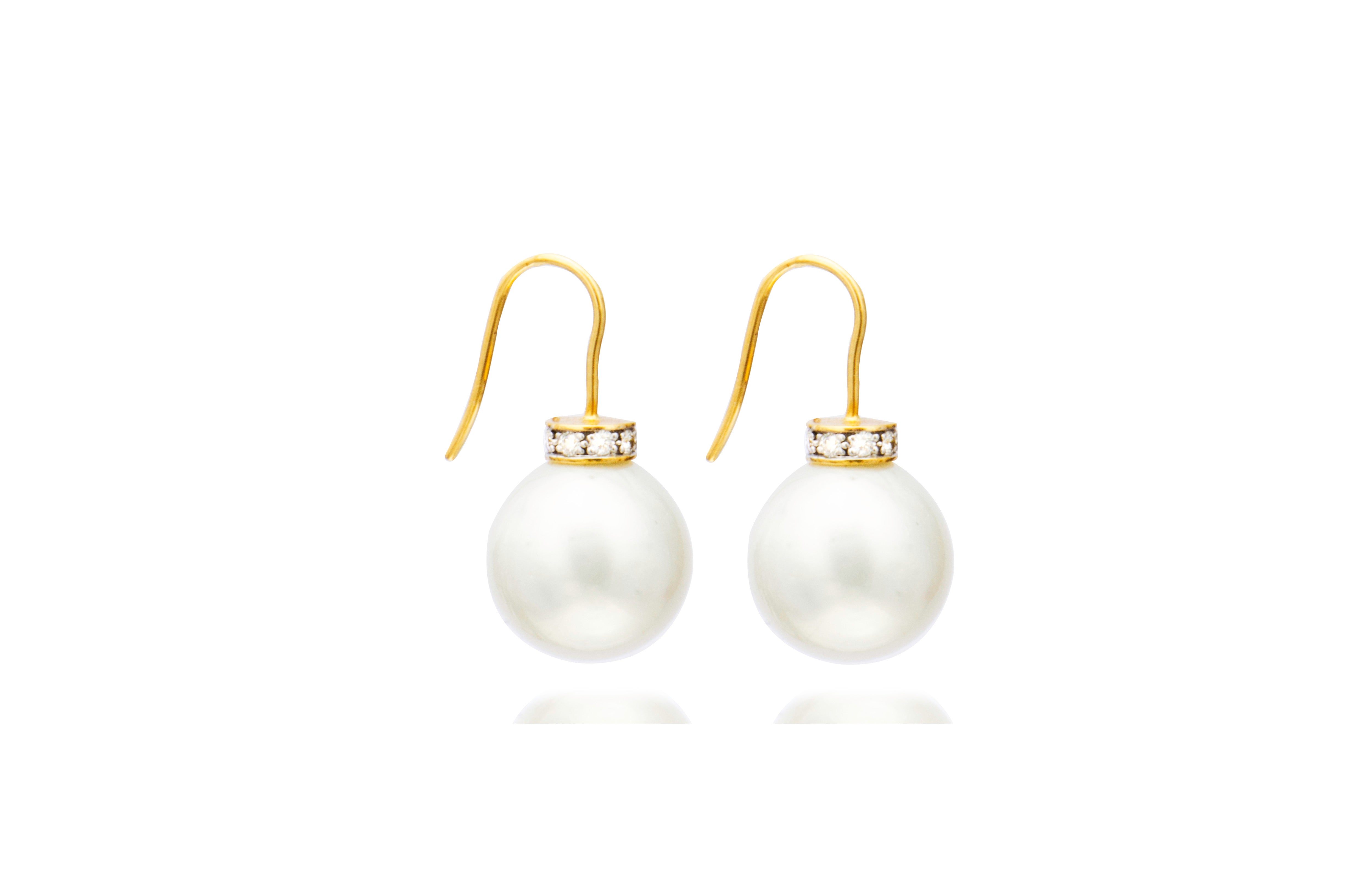 White South Sea Pearl Diamond Earrings