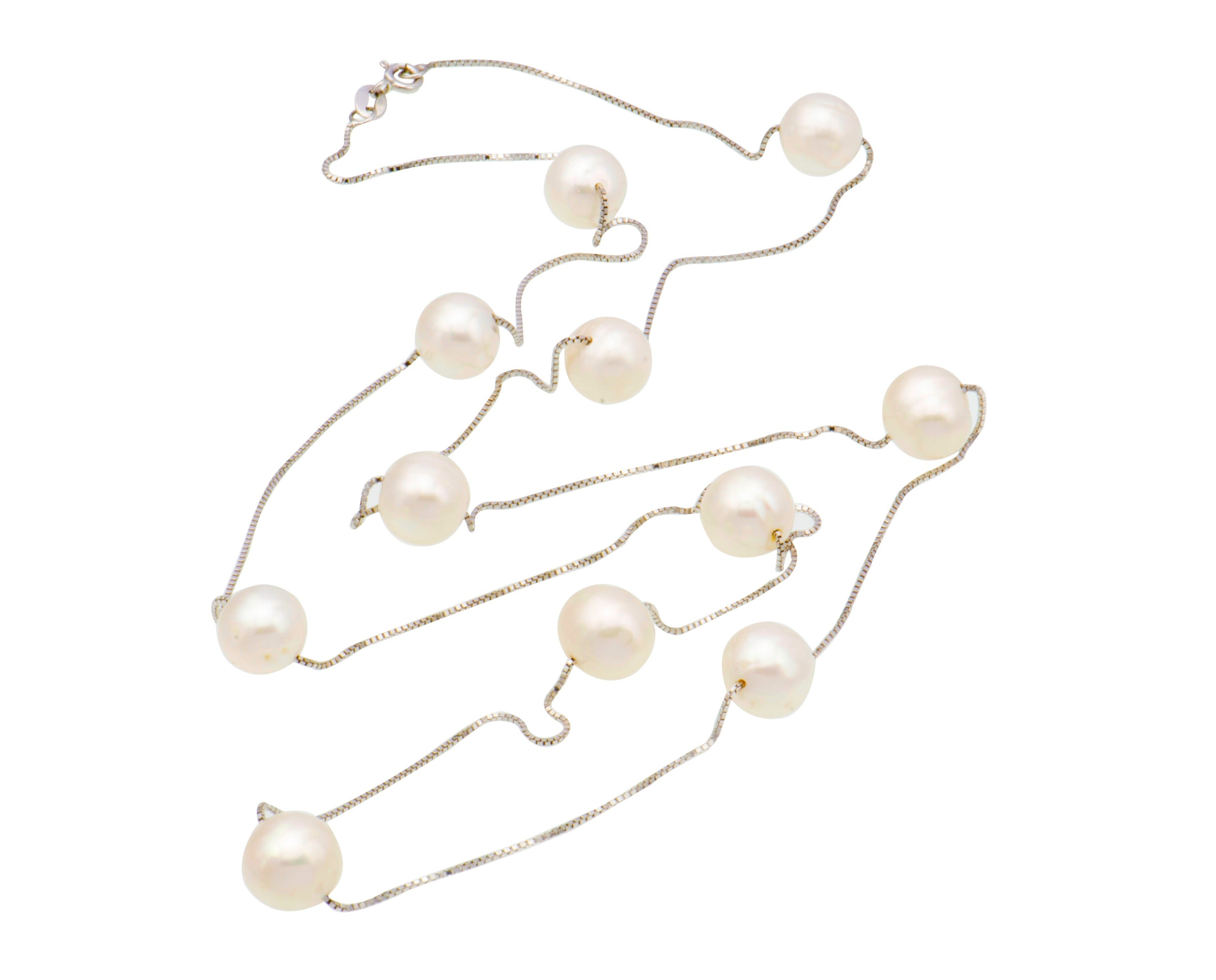White Round Freshwater Pearl Necklace