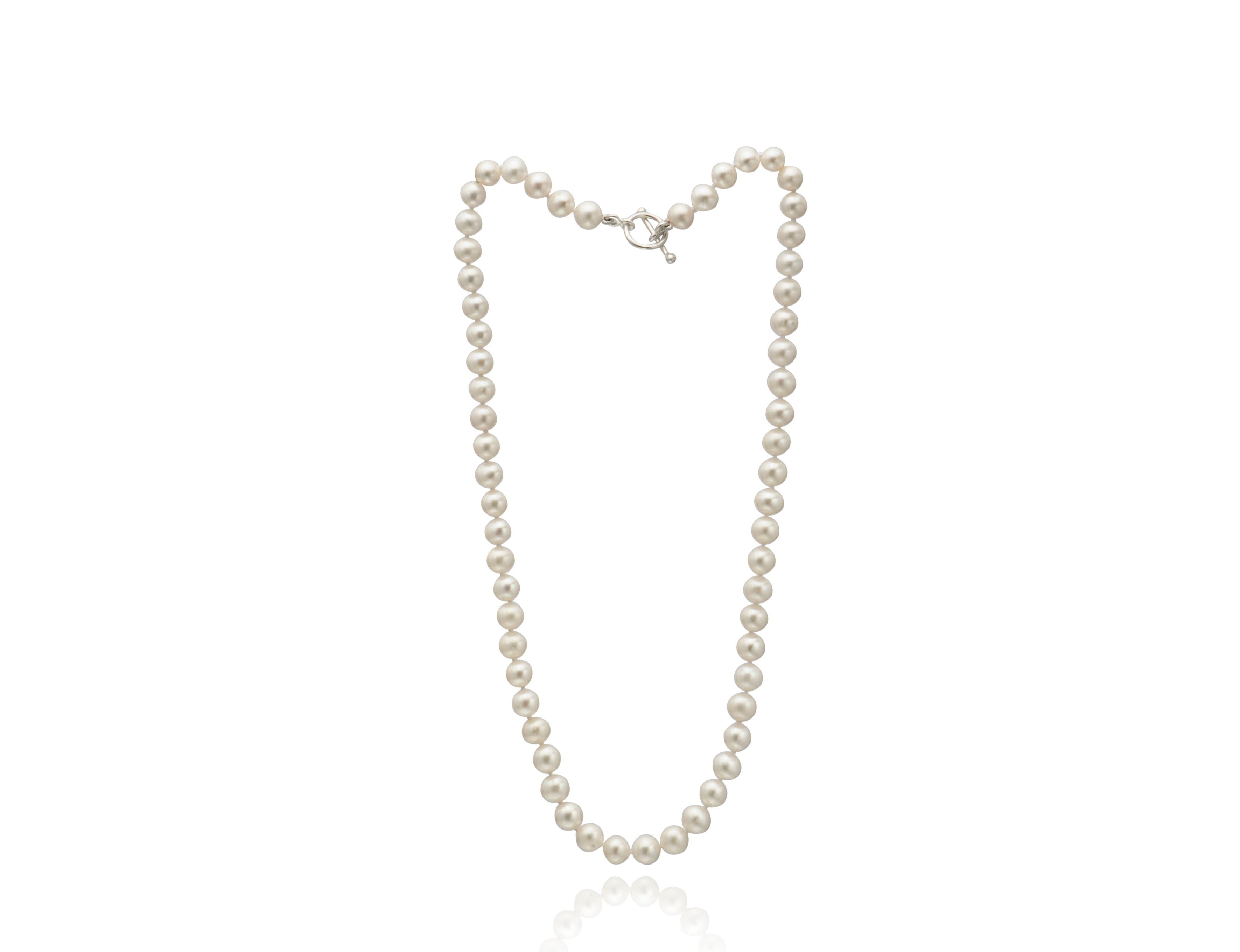 White Round Freshwater Pearl Necklace