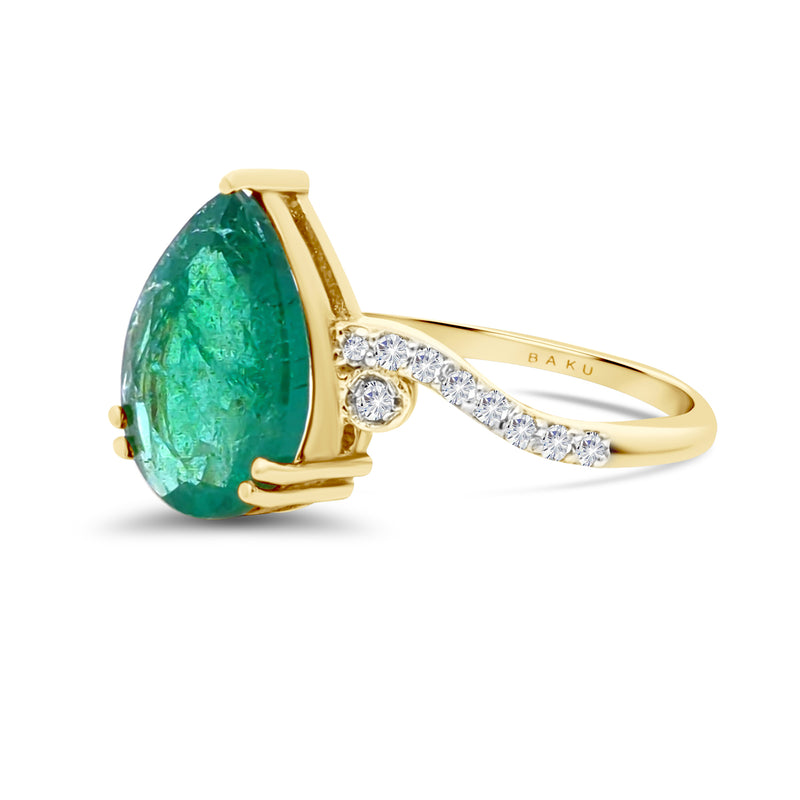 Emerald Teardrop Diamond Swirl Ring