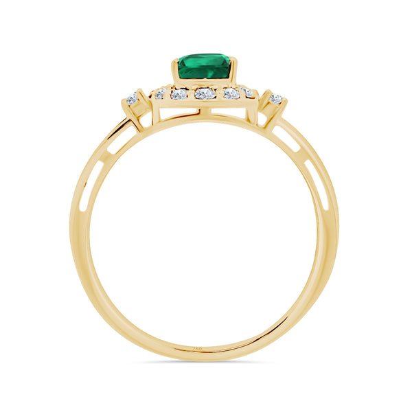 Oval Emerald Diamond Halo Ring