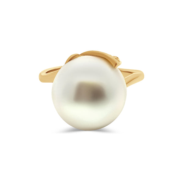 White South Sea Pearl Diamond Ring