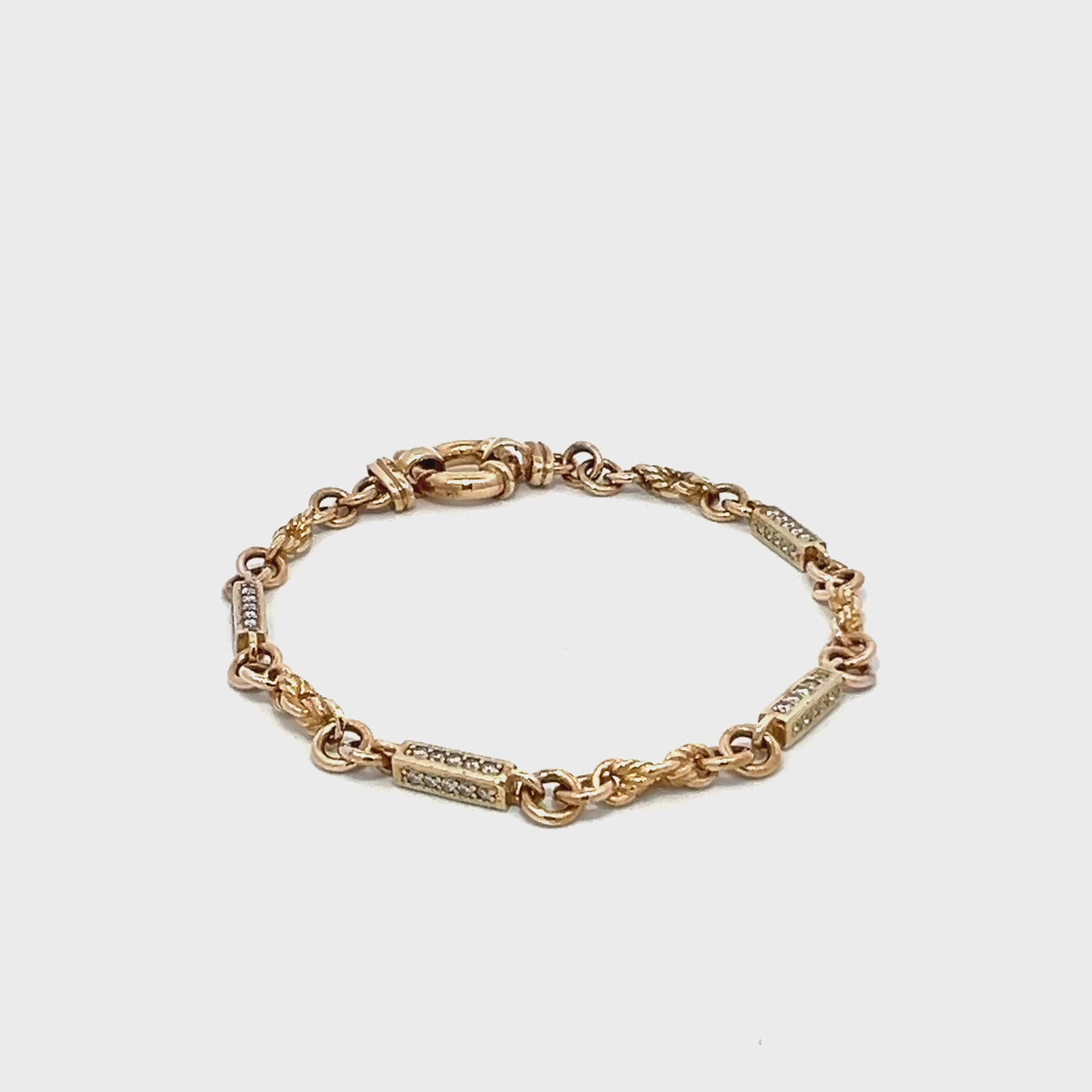 Round Link Cubic Zirconia Bar Bracelet