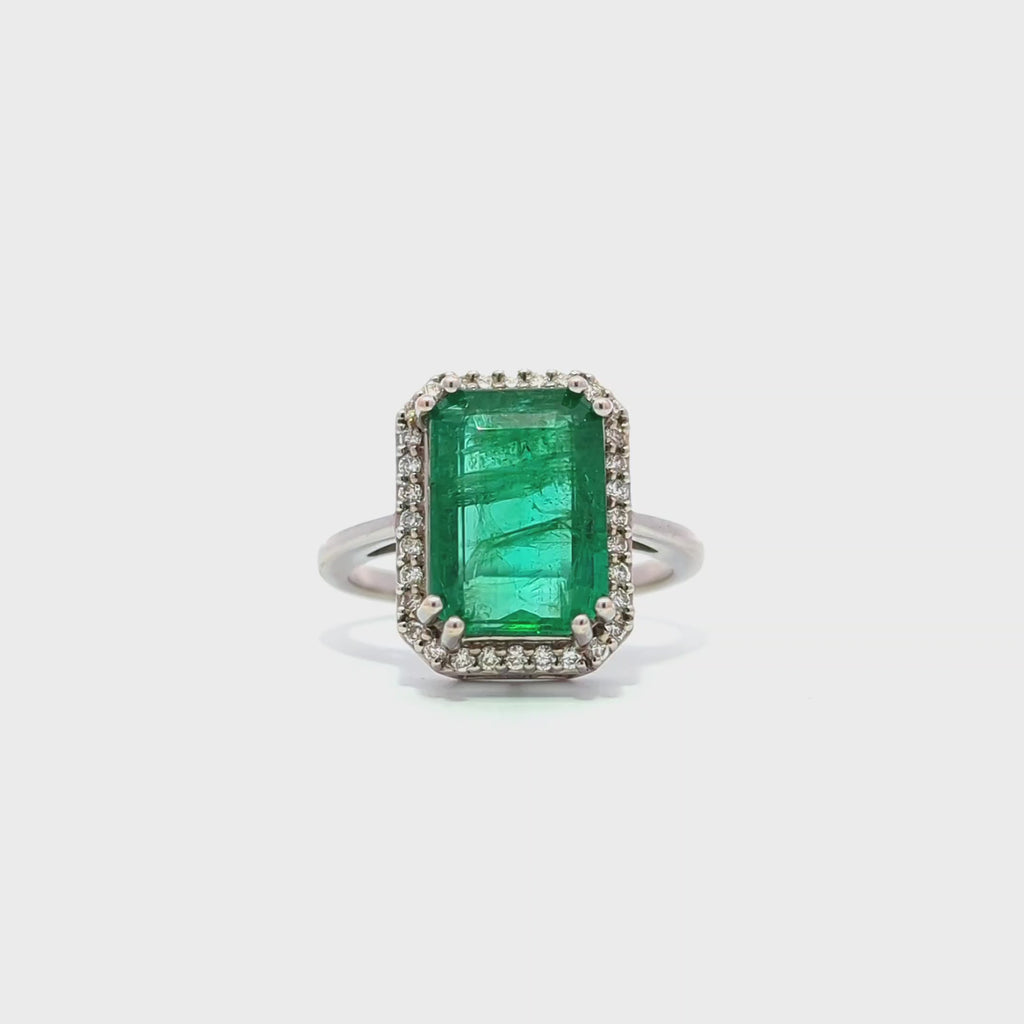 Baguette Emerald Diamond Ring